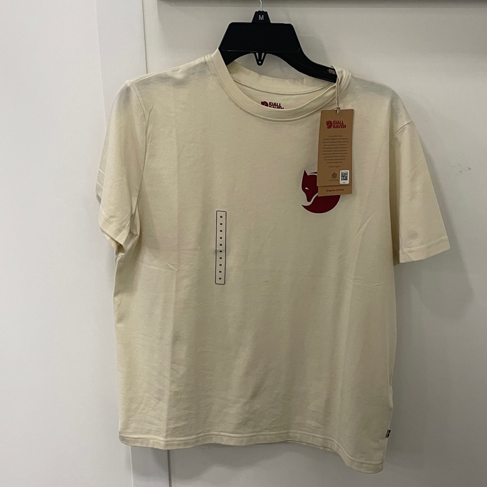 Fjällräven Women's Classic T-Shirt with Fox Logo Size Medium #337